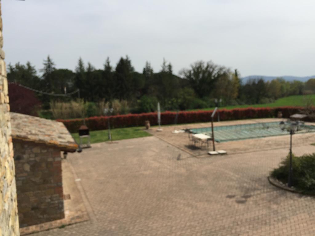 Azienda Agrituristica I Tre Casali Magione Exterior foto