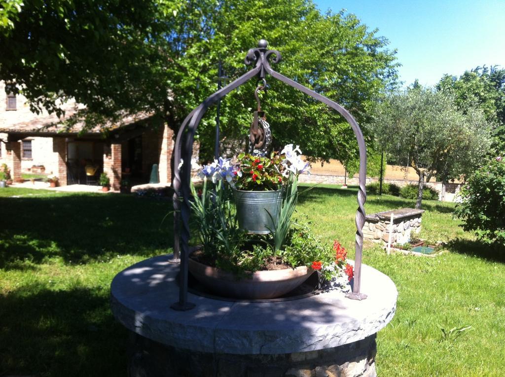 Azienda Agrituristica I Tre Casali Magione Habitación foto