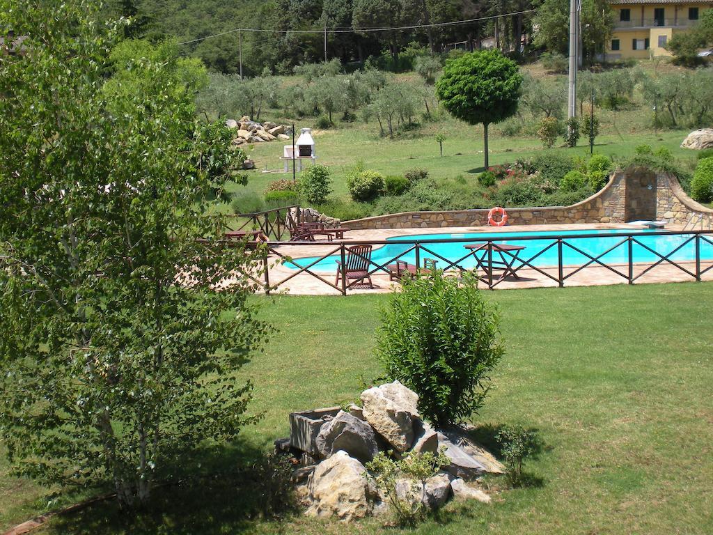 Azienda Agrituristica I Tre Casali Magione Habitación foto
